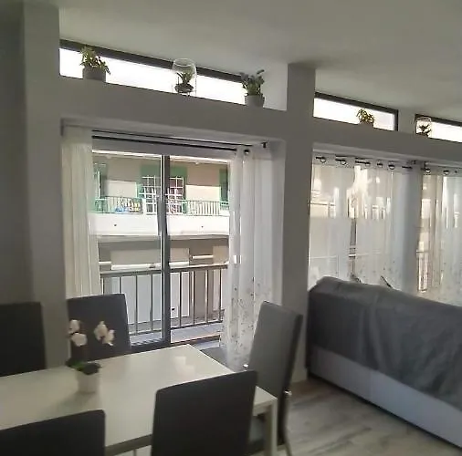 El Puerto Del Medano * 厄尔梅达诺